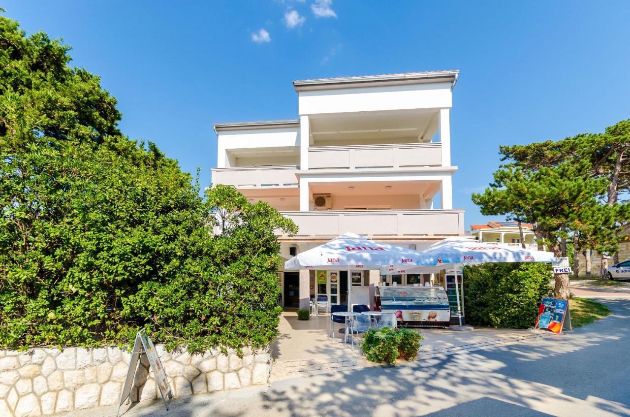 Apartments Ruza-Rajska Beach Lopar Ngoại thất bức ảnh